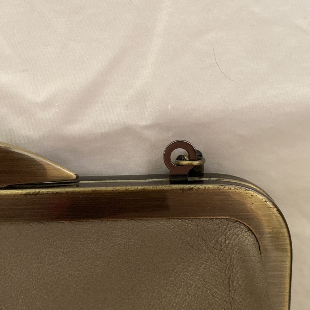 HOBO Clutch - Picture 3 of 4